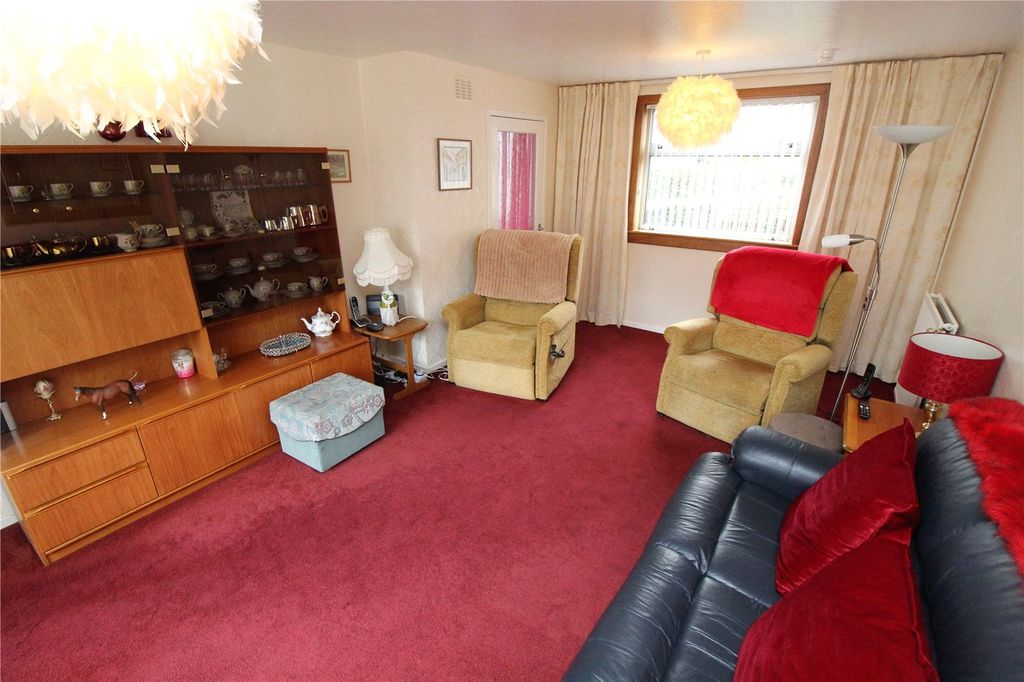 Property photo 2 of 12 Picture No. 13