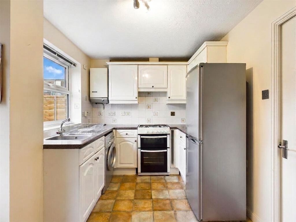 Property photo 2 of 9