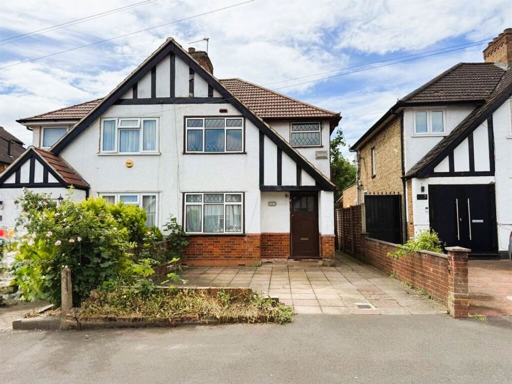 Property photo 1 of 12