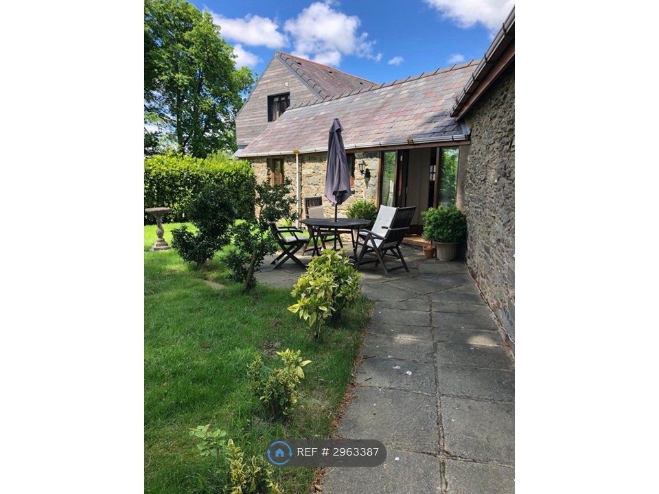 Property photo 2 of 14