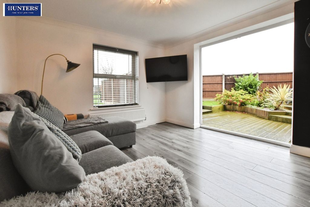 Property photo 2 of 30 Kitchen/Diner