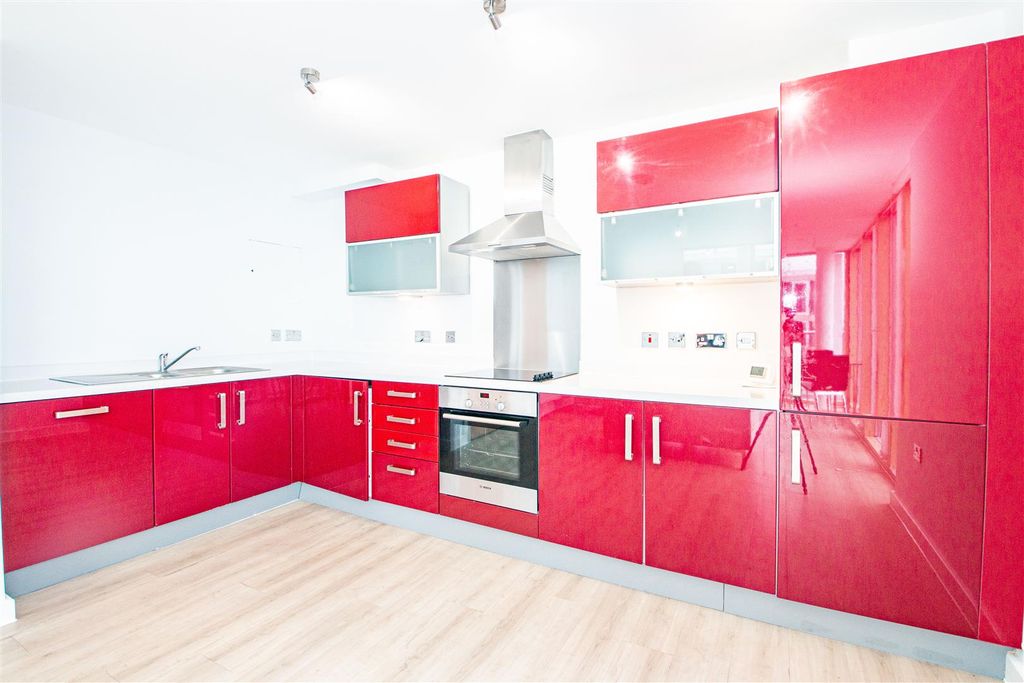 Property photo 3 of 22 Pearl_4.Jpg