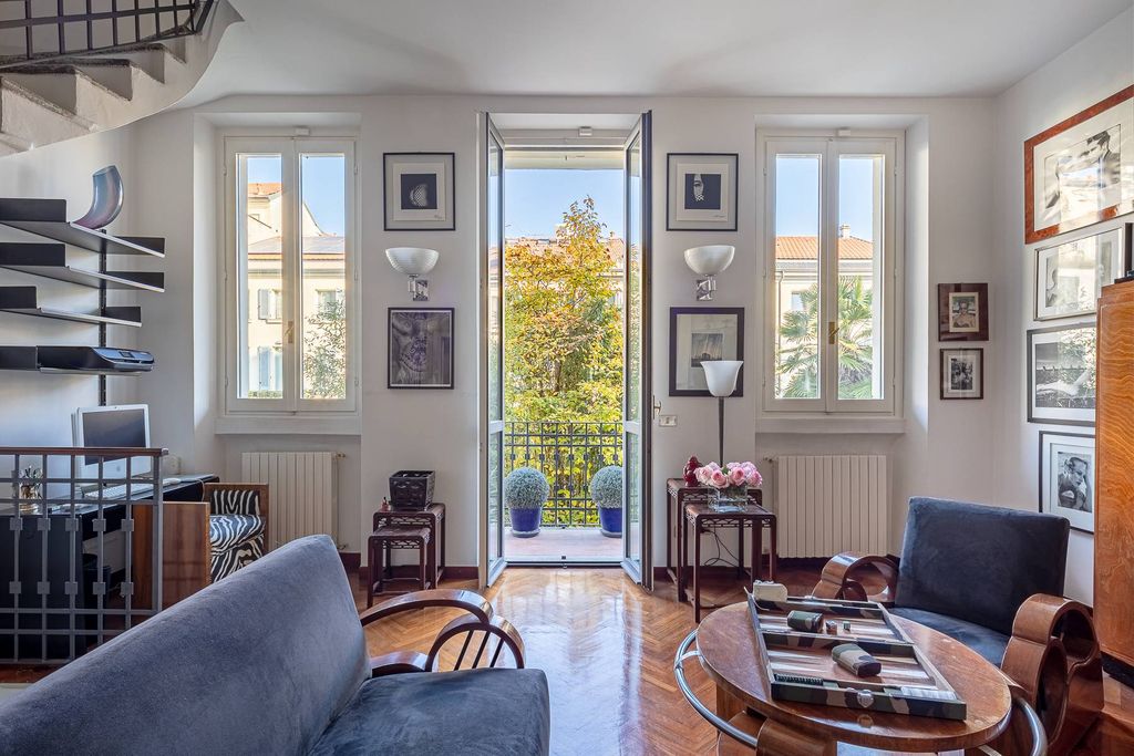 Property photo 1 of 33