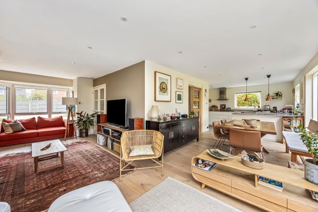 Property photo 2 of 19 Photo 2