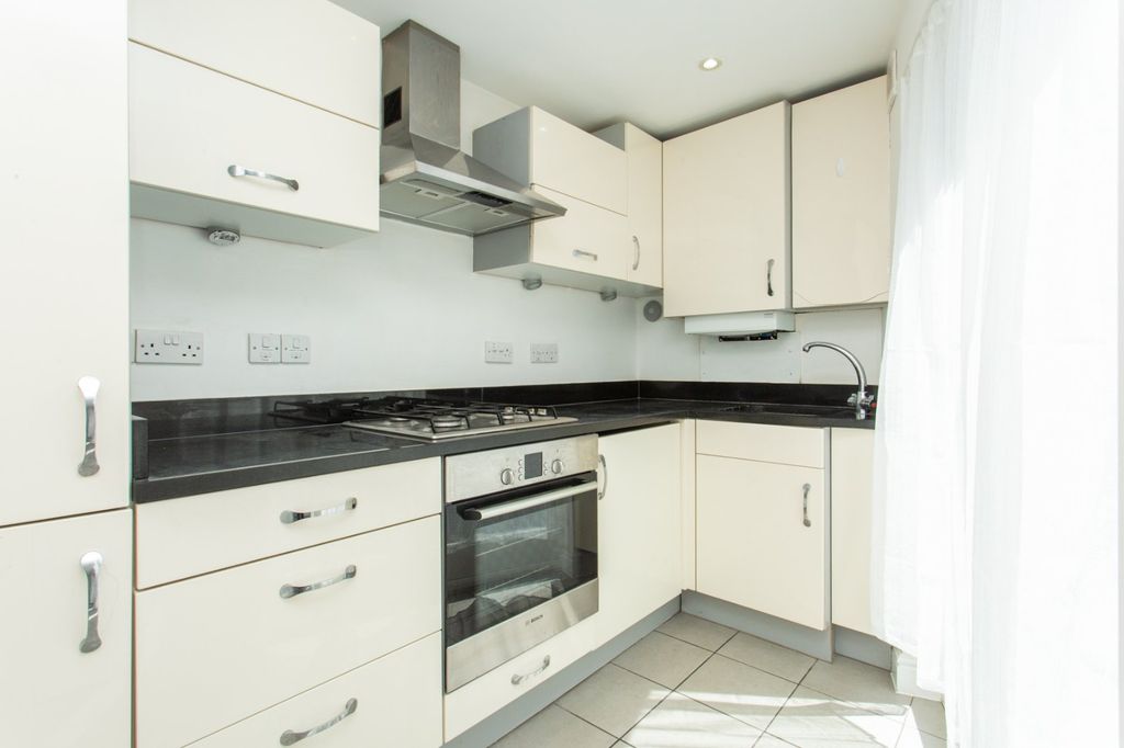 Property photo 2 of 14 Picture No. 26