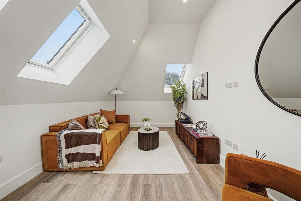 Property photo 1 of 14 5.Jpg