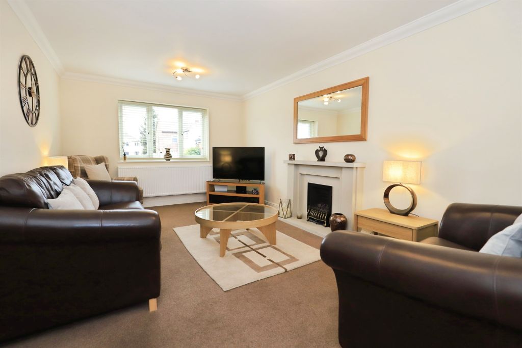 Property photo 2 of 23