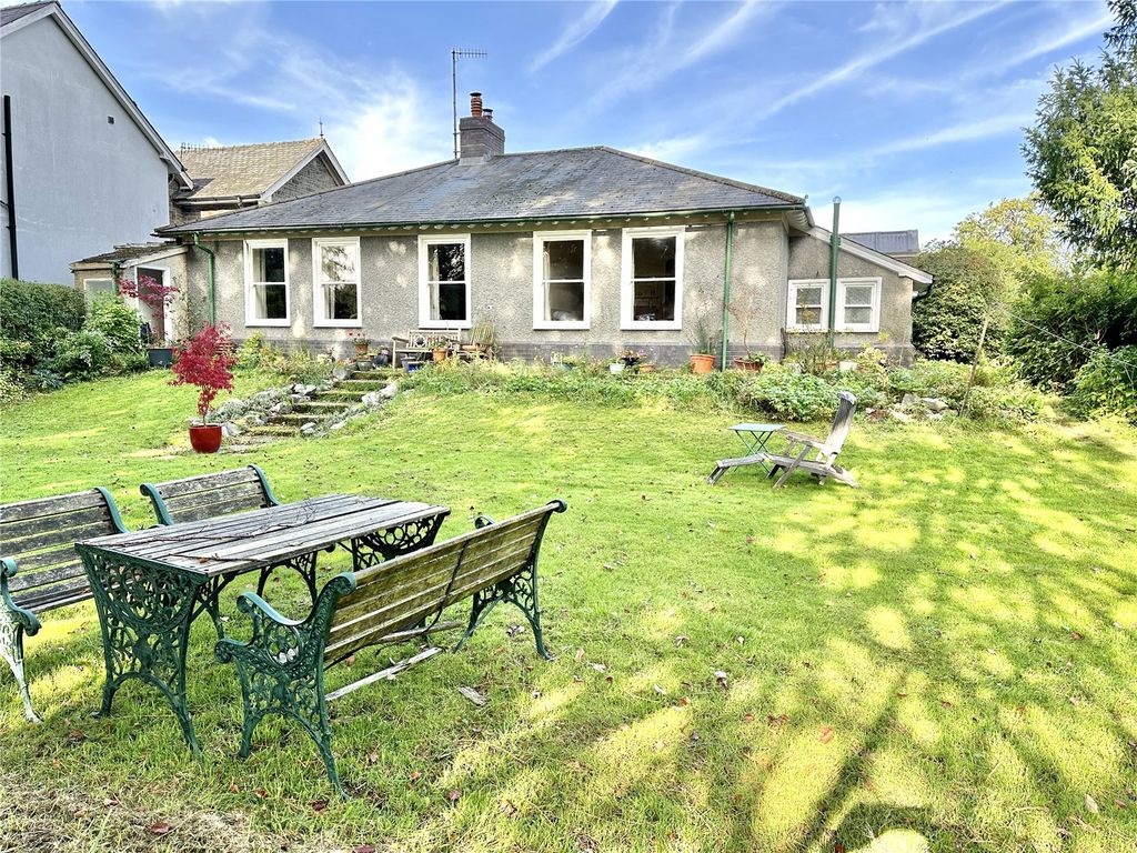 Property photo 1 of 16 Picture No. 21