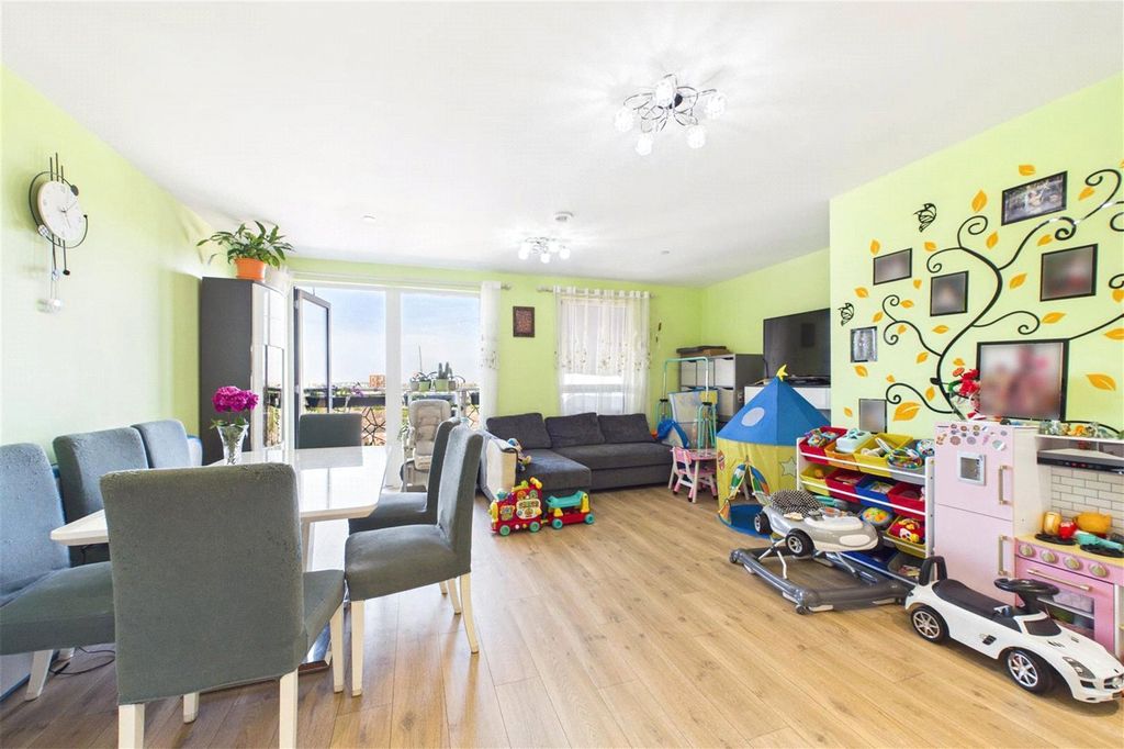 Property photo 2 of 16 Picture No. 02