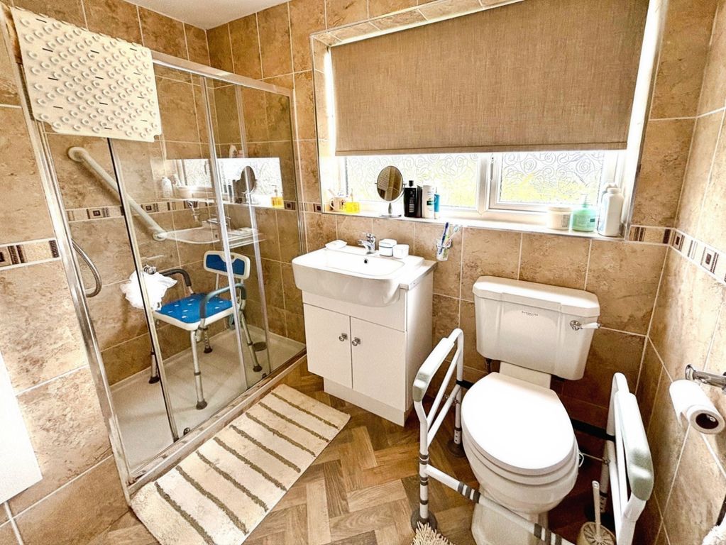 Property photo 3 of 13 Pbox-Img.Jpeg