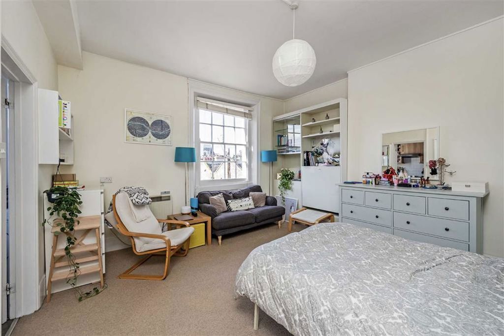 Property photo 2 of 3