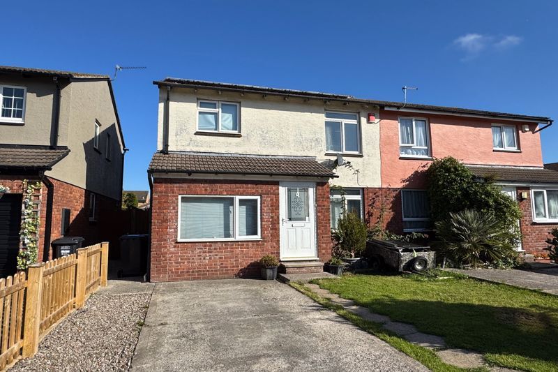 Property photo 1 of 14 Front