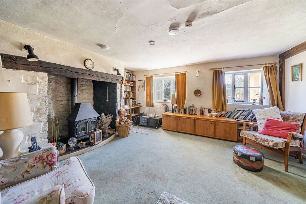 Property photo 2 of 18 Picture No. 54