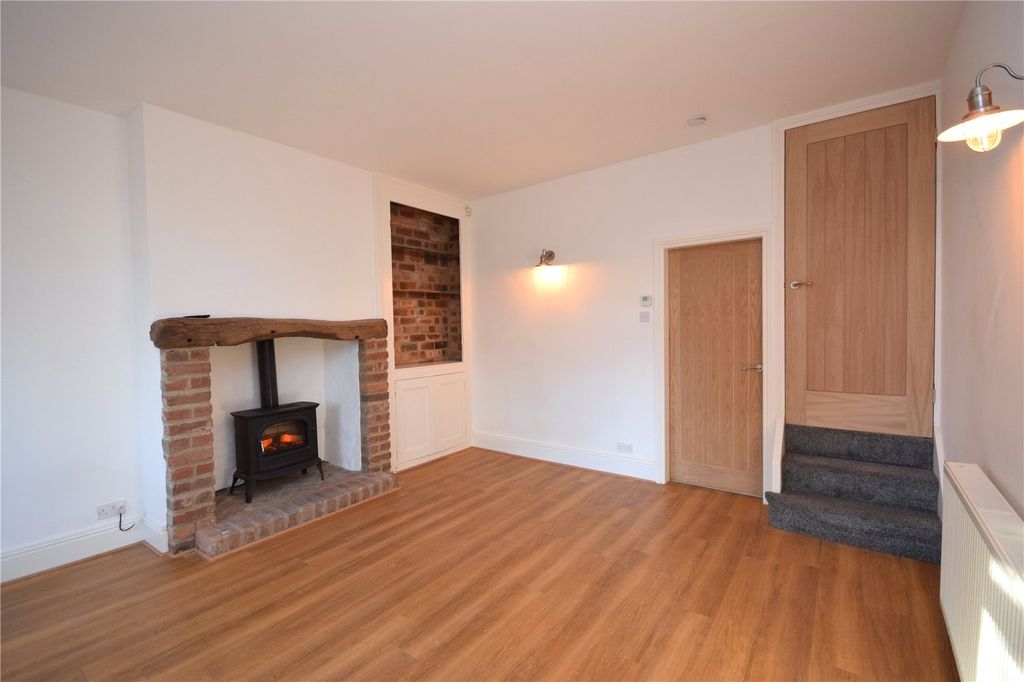 Property photo 3 of 19 Picture No. 05