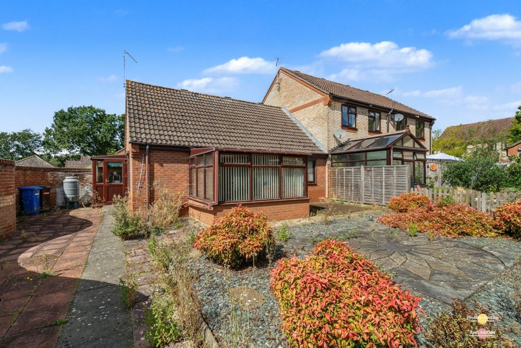 Property photo 3 of 21