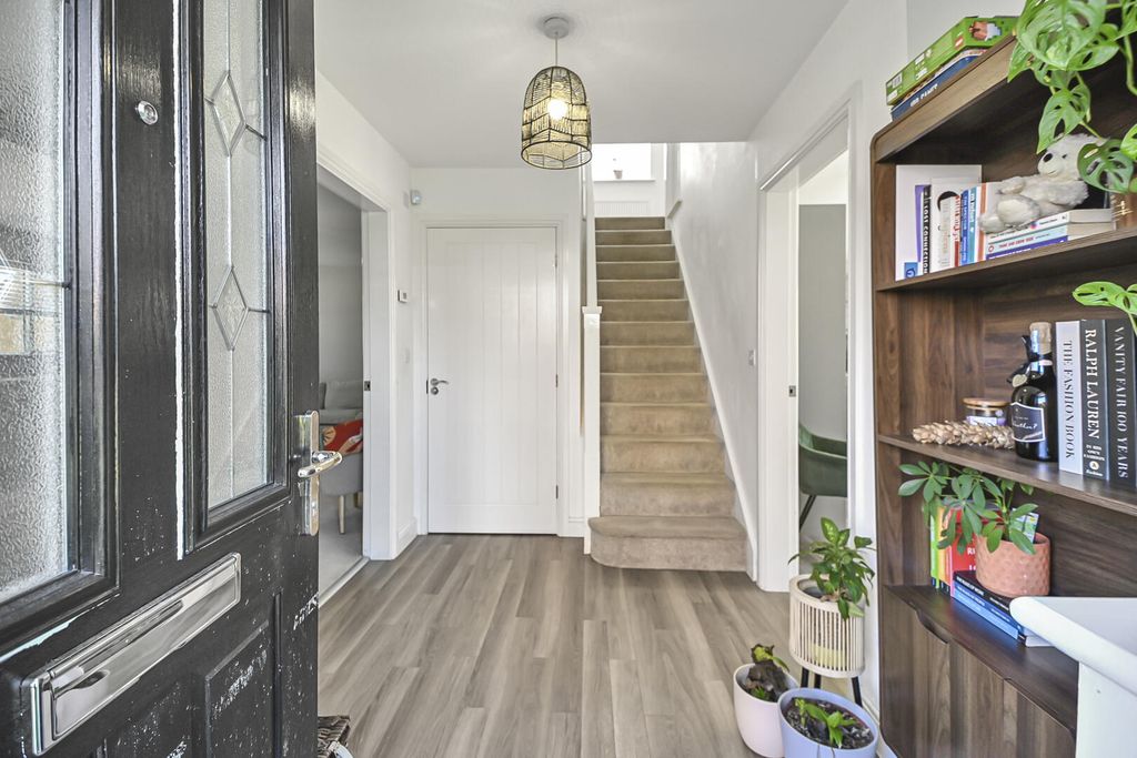 Property photo 3 of 36 Hallway