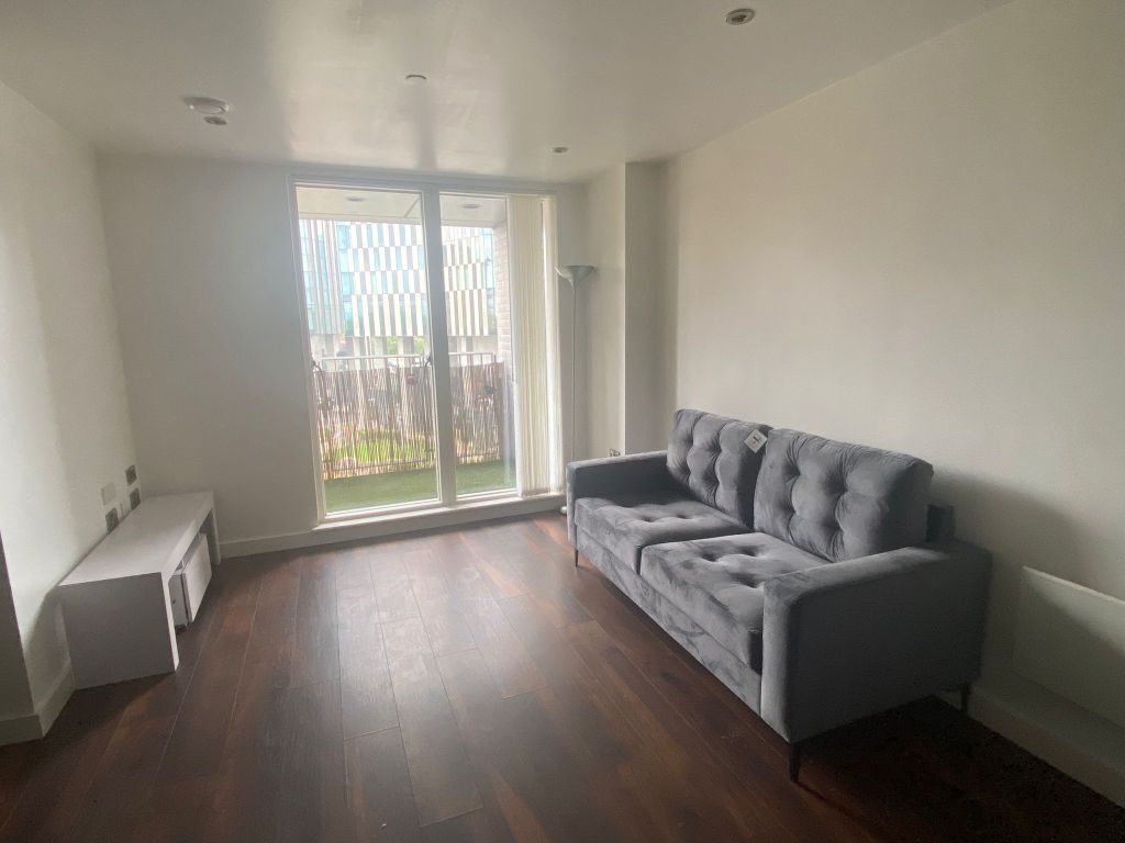 Property photo 3 of 12