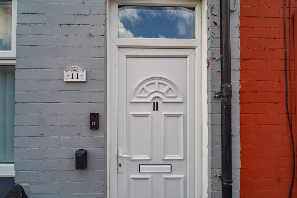 Property photo 1 of 21 Exterior