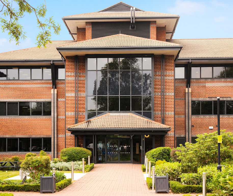 Property photo 1 of 7 Photo 0