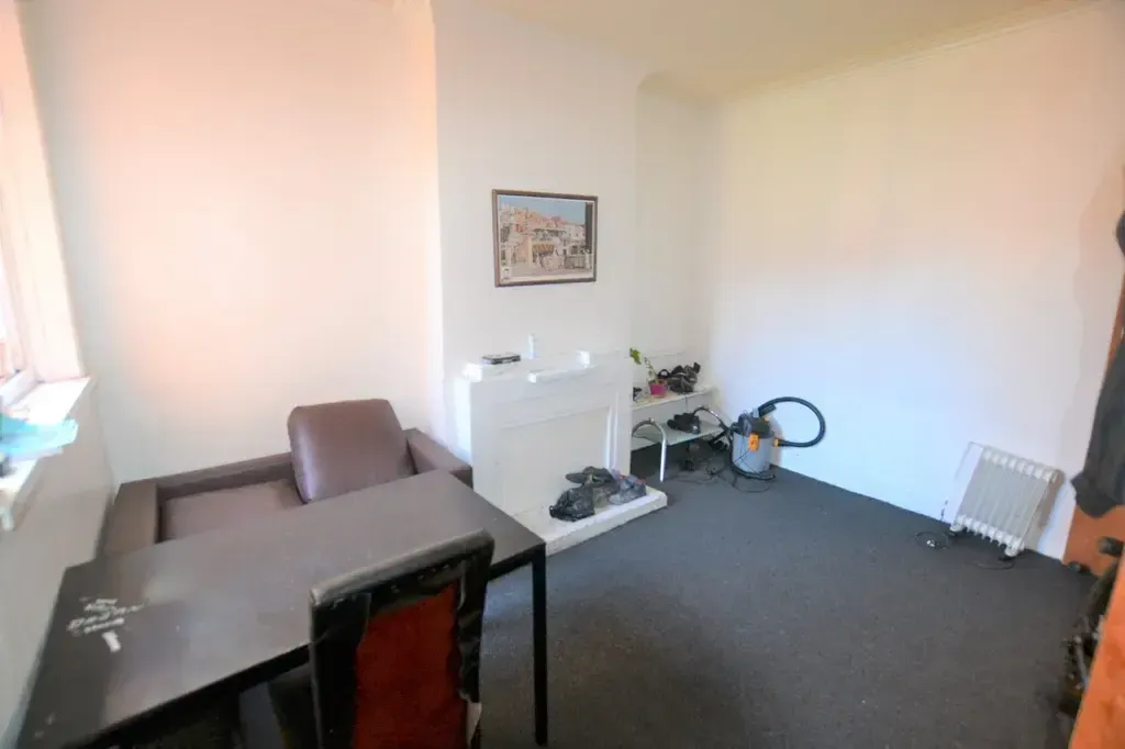 Property photo 1 of 11 Study