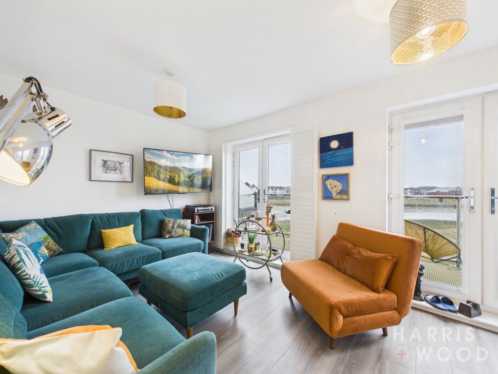 Property photo 3 of 26 4790404