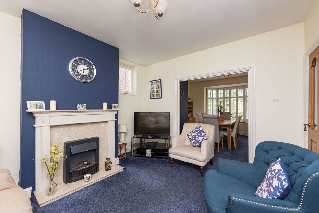 Property photo 3 of 30