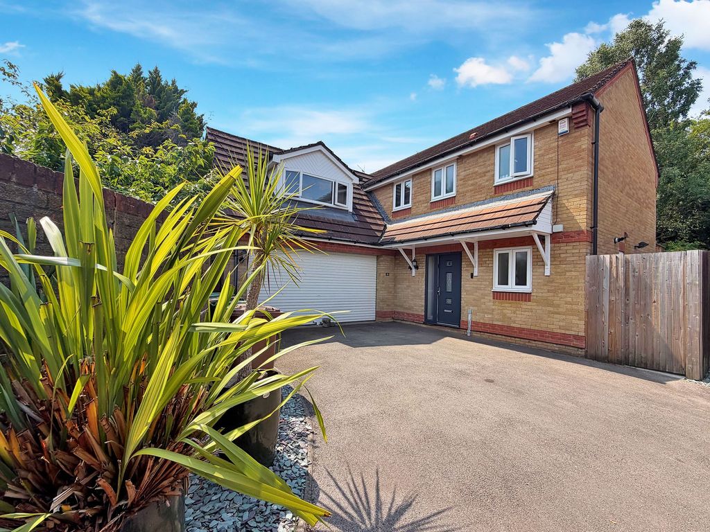 Property photo 1 of 36