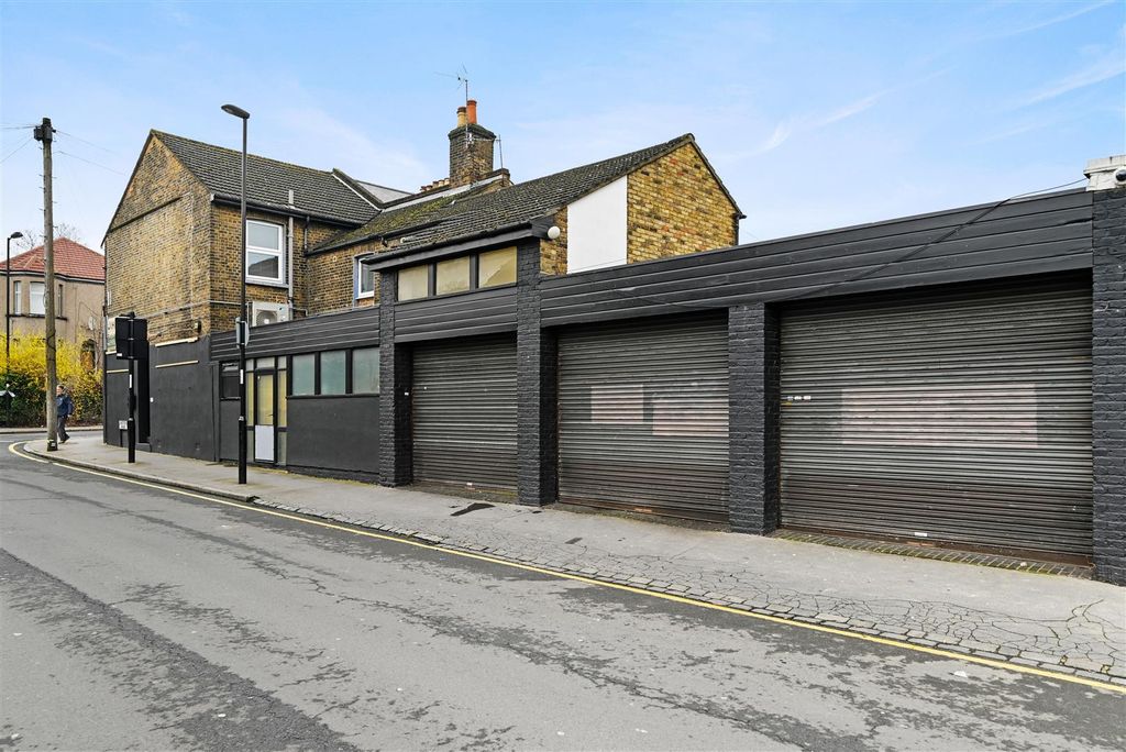 Property photo 2 of 15 10-18ce_Dsc9144 (1).Jpg