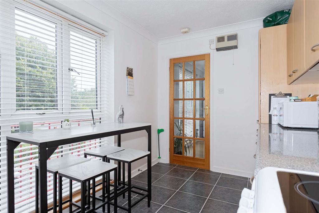 Property photo 3 of 8 Hayton Court_3.Jpg