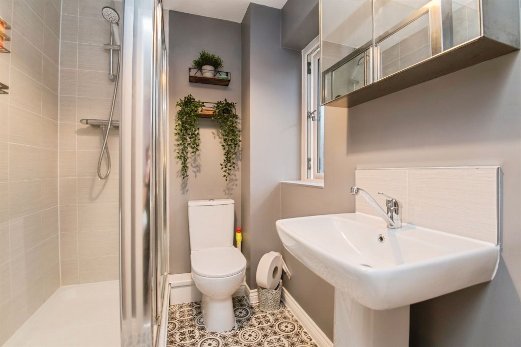 Property photo 3 of 17