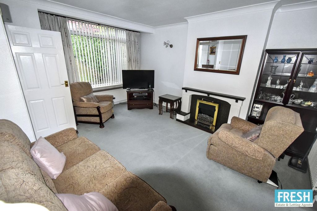 Property photo 3 of 30