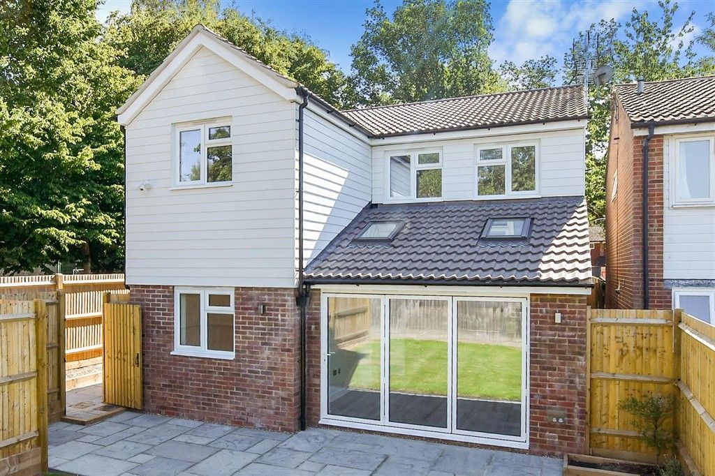 Property photo 3 of 12 External (Web)