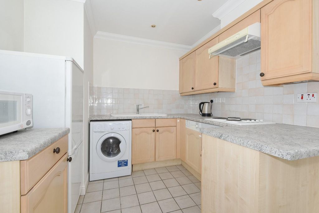 Property photo 3 of 5 Kitchen.Jpg