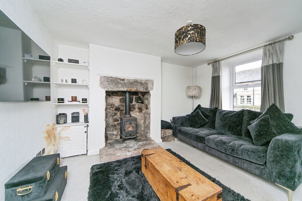 Property photo 3 of 15 Pbox-Img.Jpg