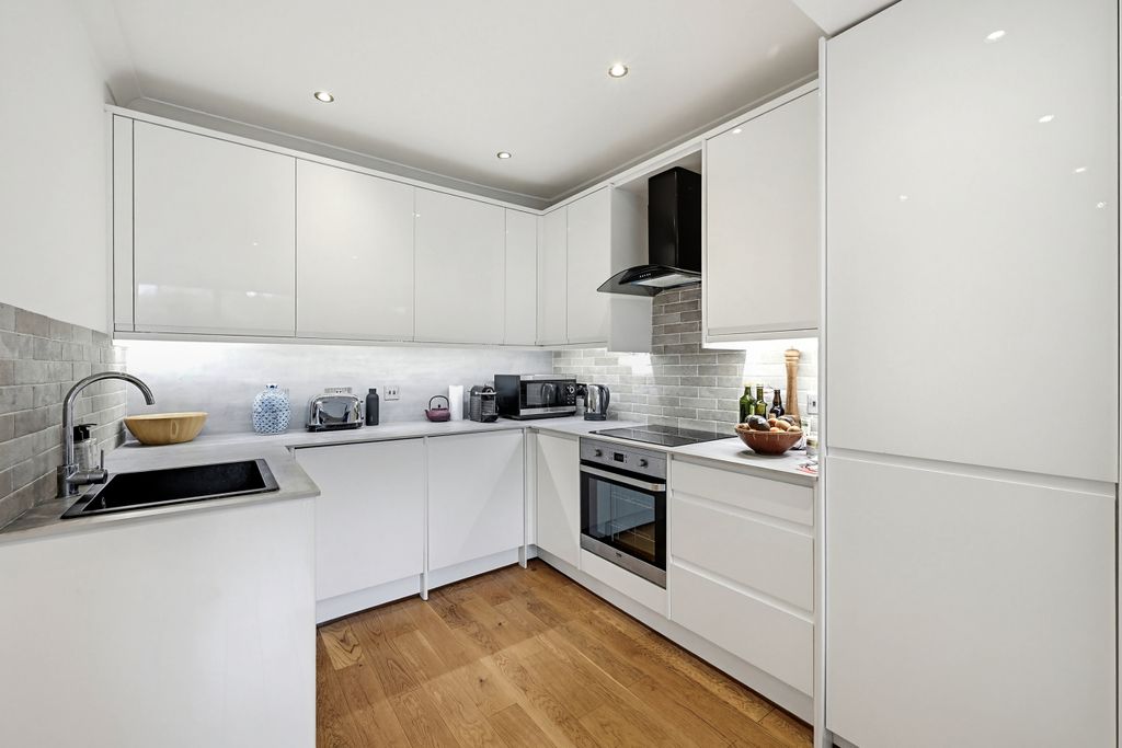 Property photo 1 of 27 Kitchen