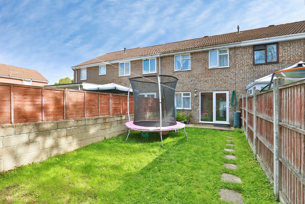 Property photo 2 of 16 Pbox-Img.Jpg