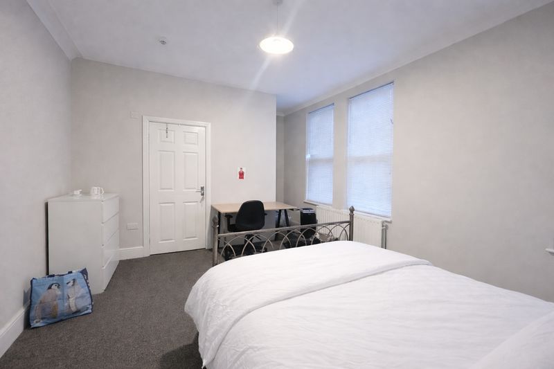 Property photo 2 of 18 Photo 3