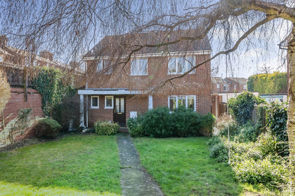 Property photo 1 of 12