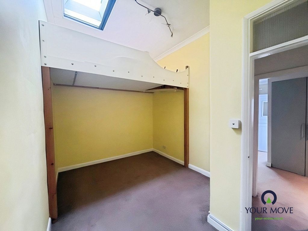 Property photo 3 of 9 Pbox-Img.Jpg