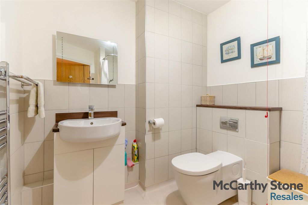 Additional image 12 of 2 bed flat for saleWilford Lane, West Bridgford, Nottingham NG2