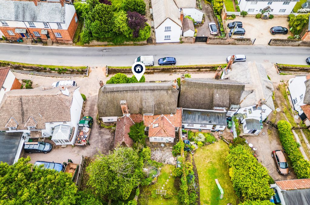 Property photo 1 of 21 Location