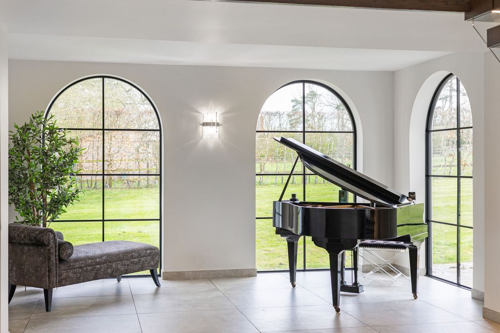 Additional image 8 of 7 bed detached house for saleUllenhall, Henley-In-Arden B95