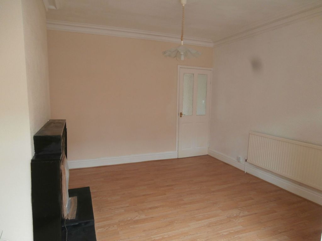 Property photo 2 of 3 Lounge