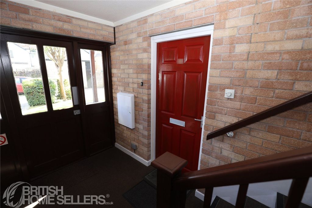 Property photo 3 of 11 Picture No. 18
