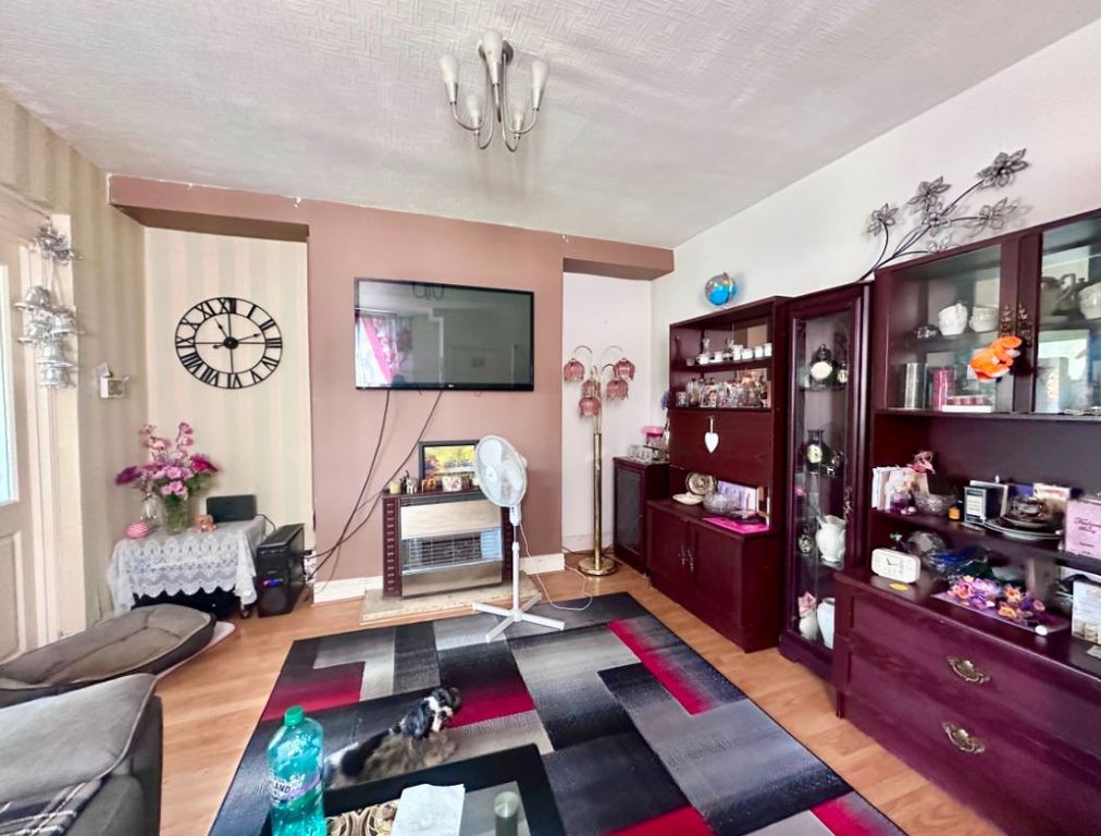 Property photo 2 of 20