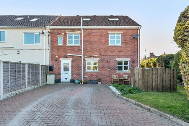Property photo 1 of 23