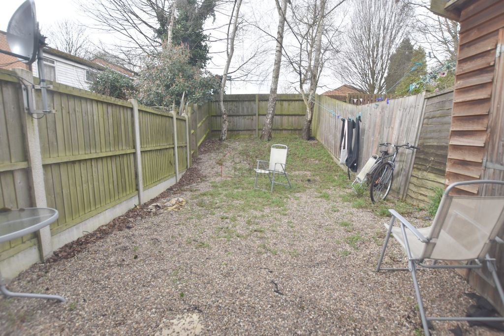 Property photo 1 of 21