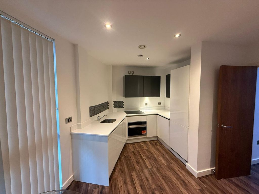 Property photo 3 of 7 Picture No. 13