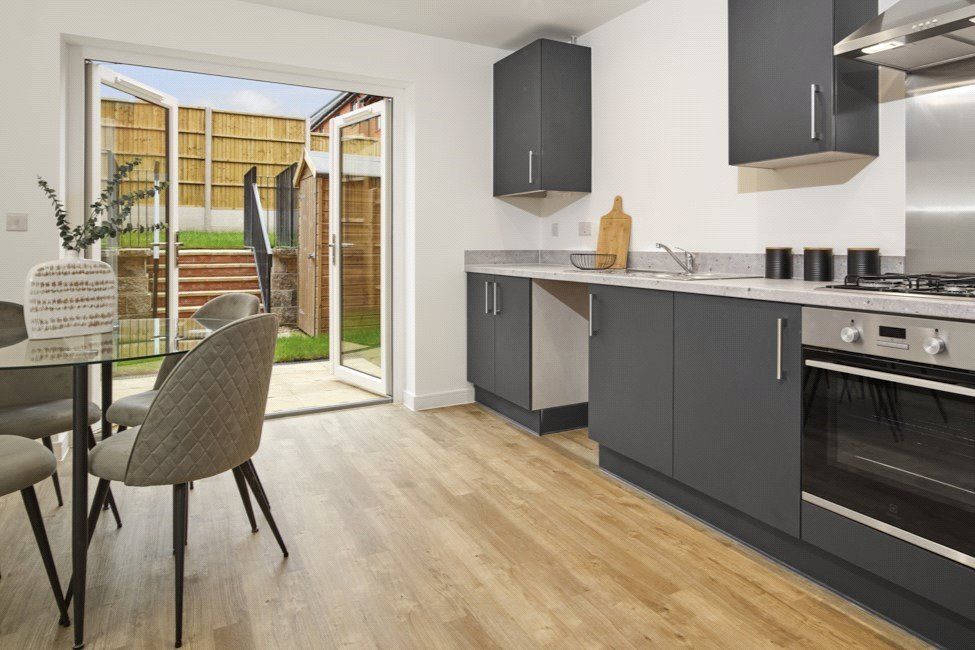 Property photo 1 of 13 Kitchen/Dining