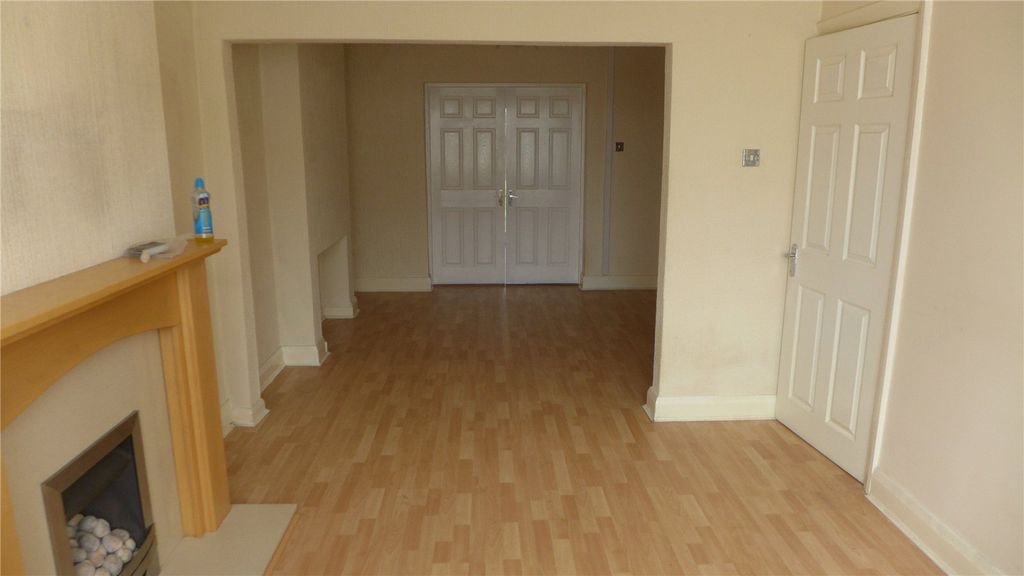 Property photo 2 of 12 Picture No. 05